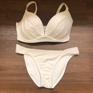 Victoria’s Secret white bikini 34 DD, M bottoms